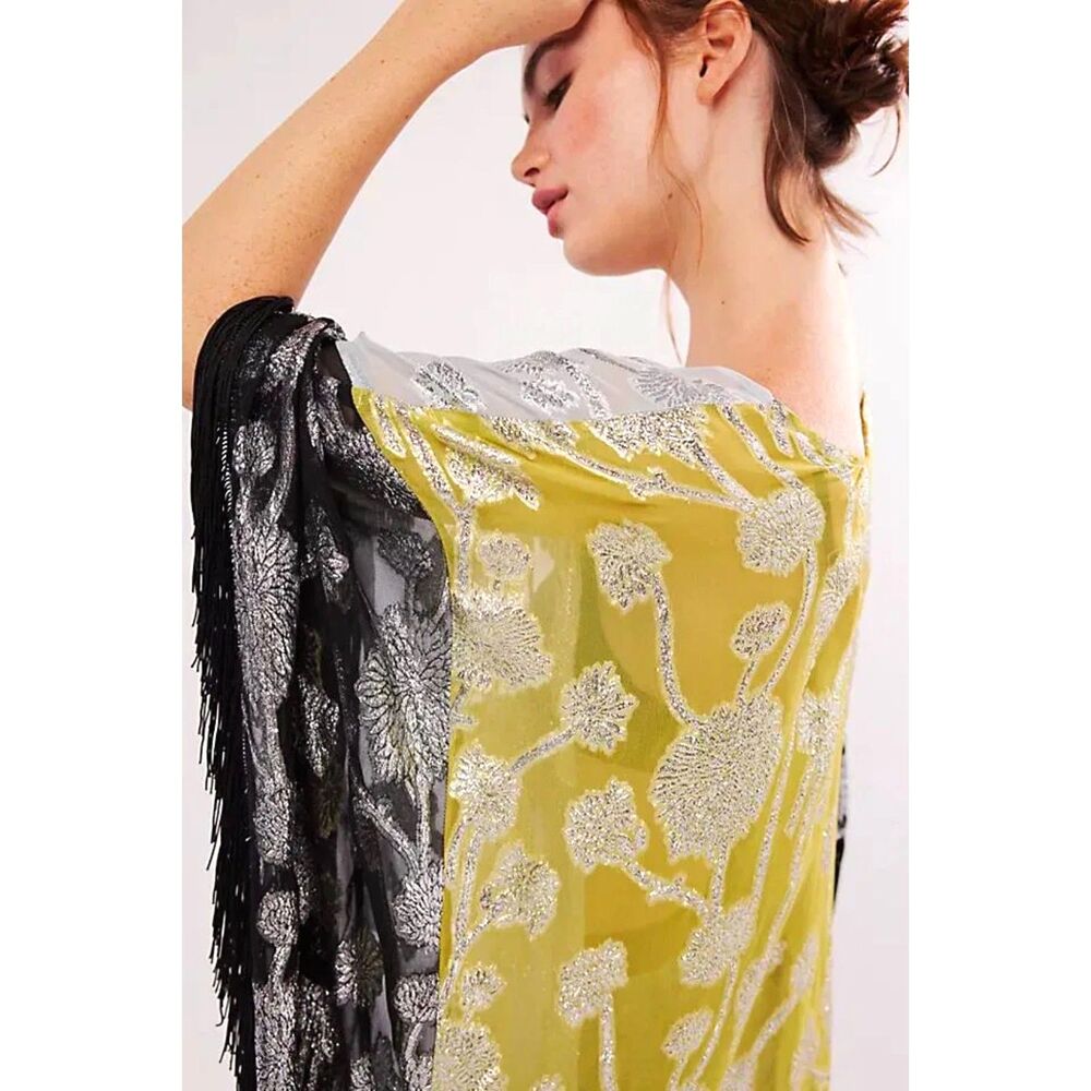 FREE PEOPLE FLORENCE KIMONO STEVIE NICKS STYLE! One Size Metallic NWT Very Rare! - Picture 2 of 9